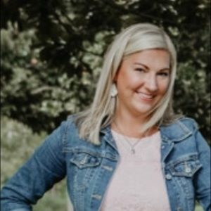 Meet your Posher, Lisa